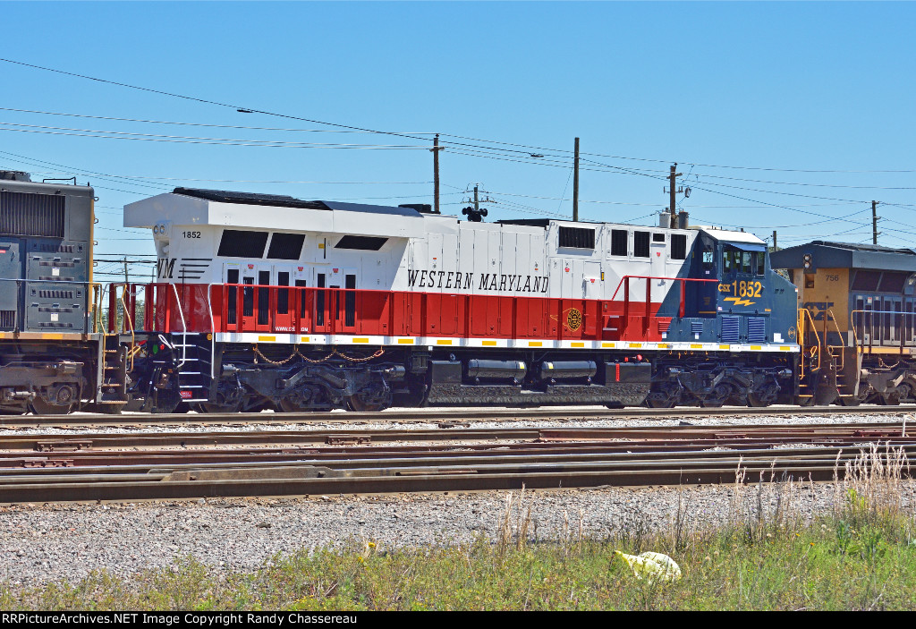 CSXT 1852 M692-11 / M691-12